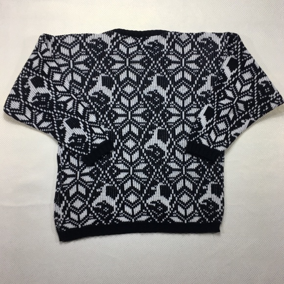 Vintage Christmas Sweater Black White Knit Medium - Picture 2 of 8